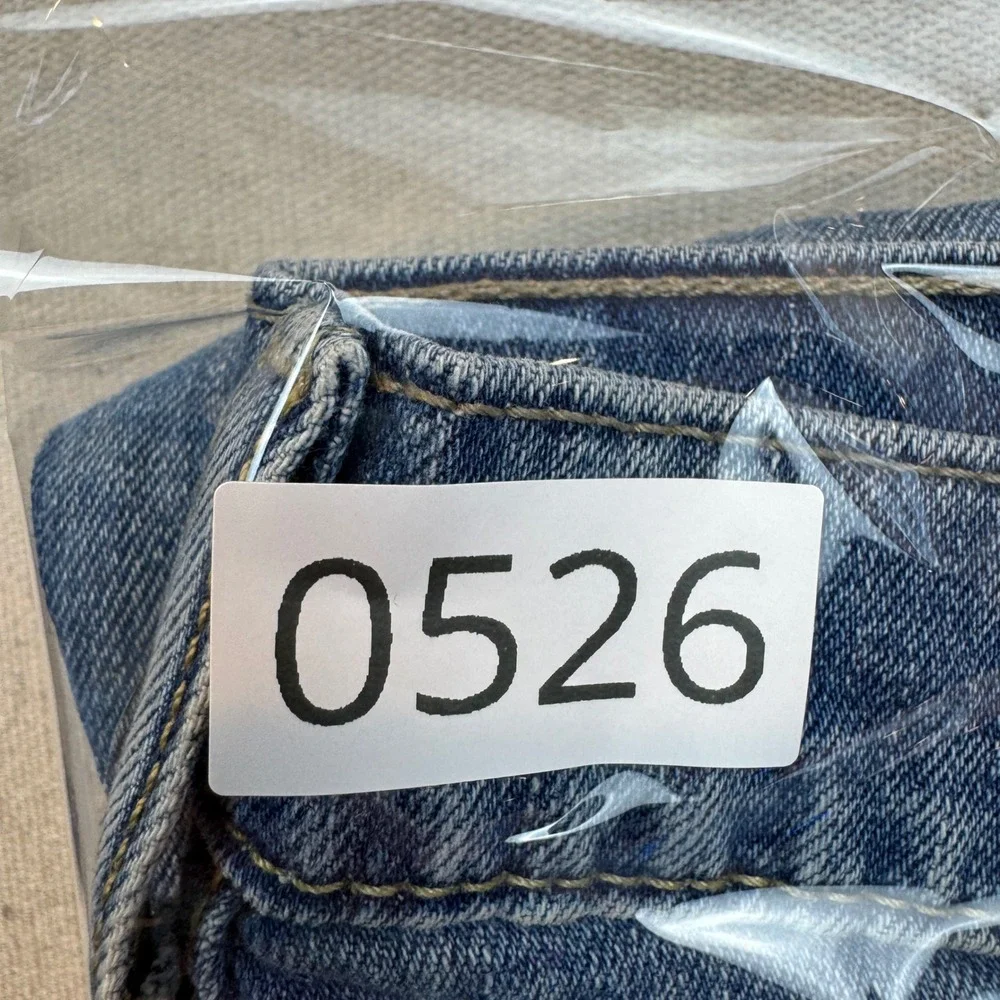 Levis 513 Slim Straight Jeans Mens 34x32 Medium Wash Denim Blue Pants